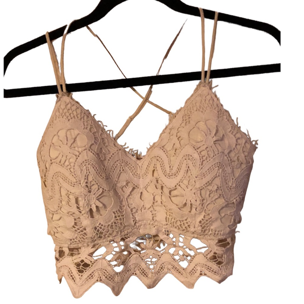 Crochet/Lace Crop Top GUC Gorgeous Size M